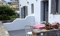 Studios in Serifos - Aliktypo