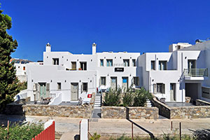 Aliktypo studios at Avlomonas of Serifos